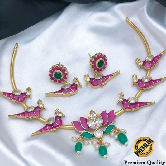 Lotus Work Kemp Necklace Set